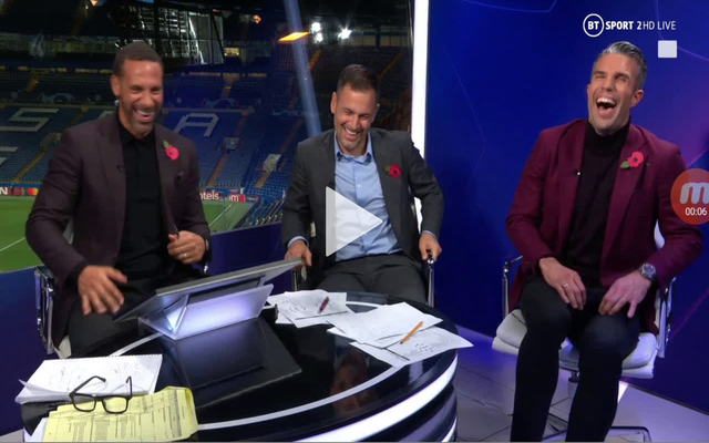 Video-Ferdinand-mocks-Van-Persie