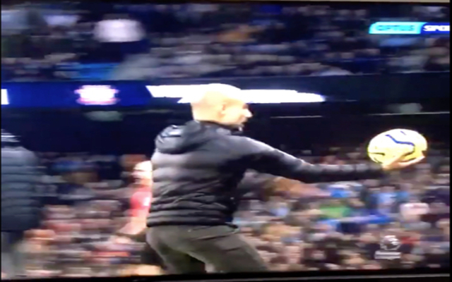 Video-Guardiola-trolls-Southampton-assistant