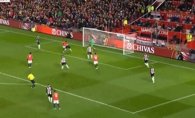 rashford-header-vs-newcastle