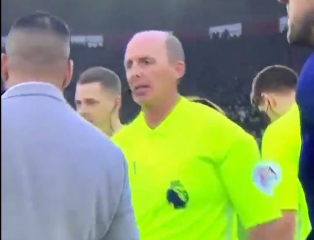 Mike-Dean-shaking-hands-sponsor