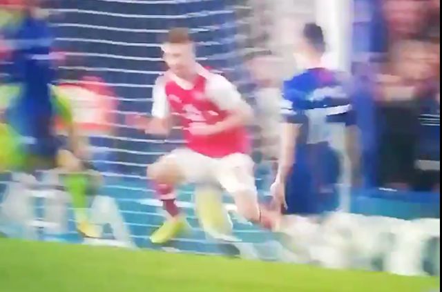 Mustafi-block-Arsenal-Chelsea