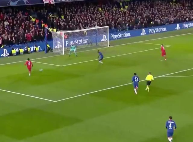 Lewandowski goal Bayern Chelsea