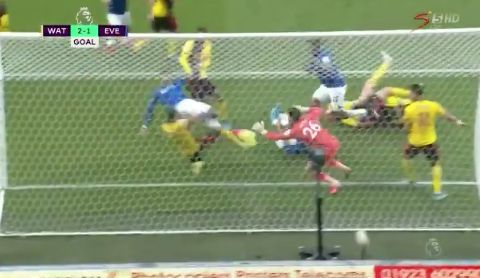 Mina goal