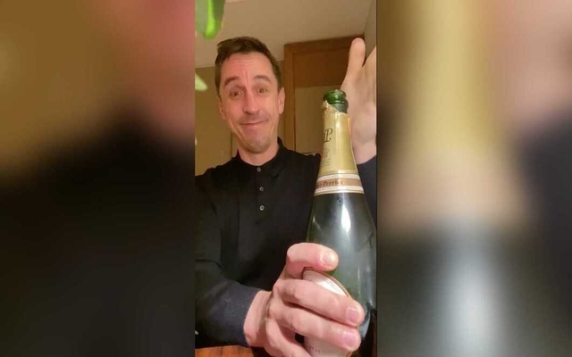 Video-Neville-celebrates-Liverpool-loss