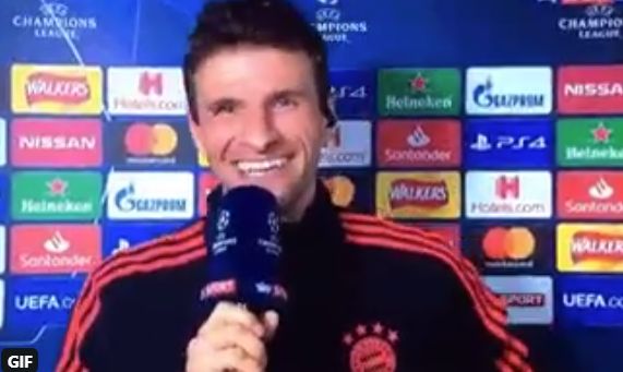 muller-cheeky-gif