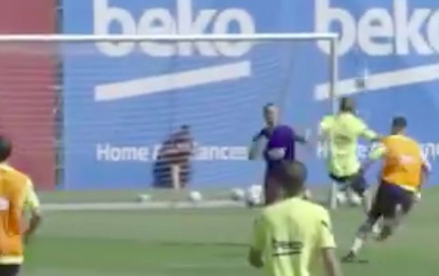 Griezmann goal Barcelona training