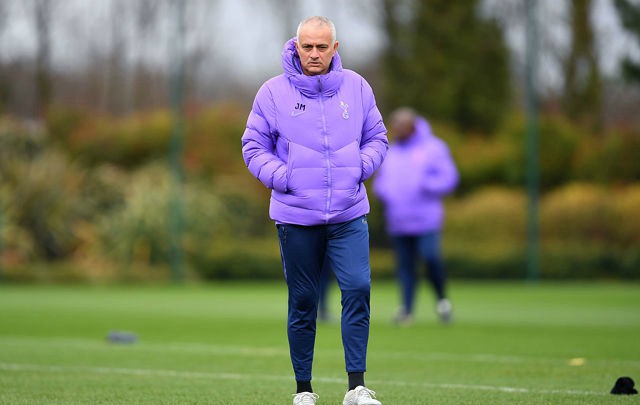mourinho in spurs training