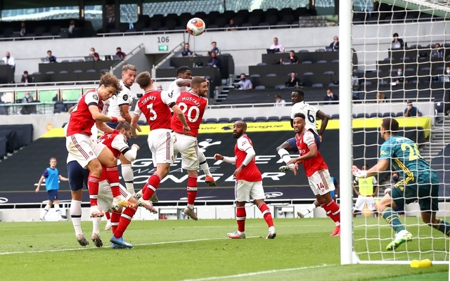 Alderweireld scores for Spurs vs Arsenal