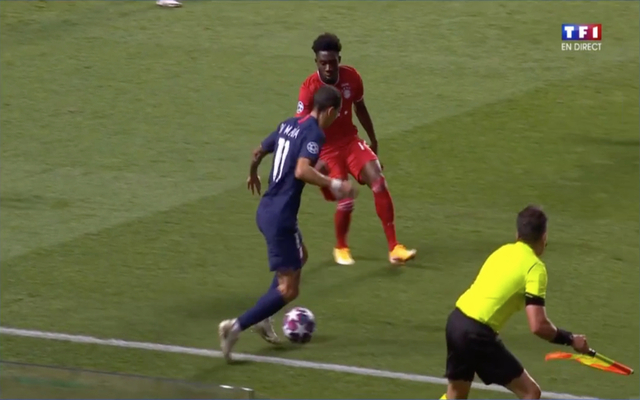 Video - Di Maria nutmegs Davies