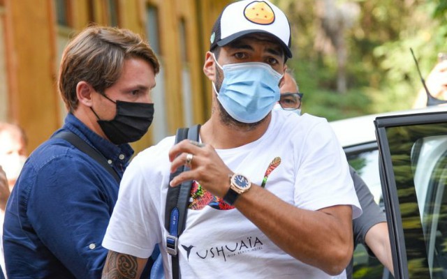 luis suarez face mask