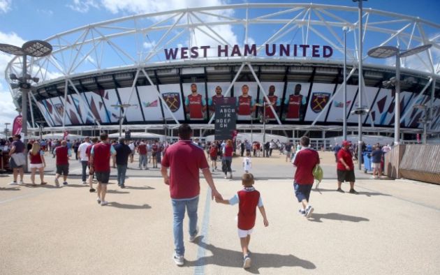west ham fans at stadium