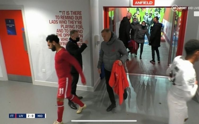 Video - Salah limping down tunnel