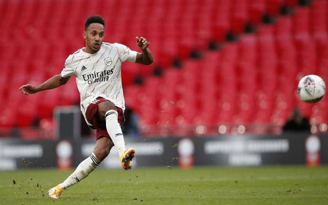 aubameyang white kit