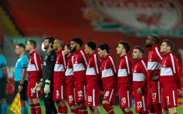 liverpool players lining up