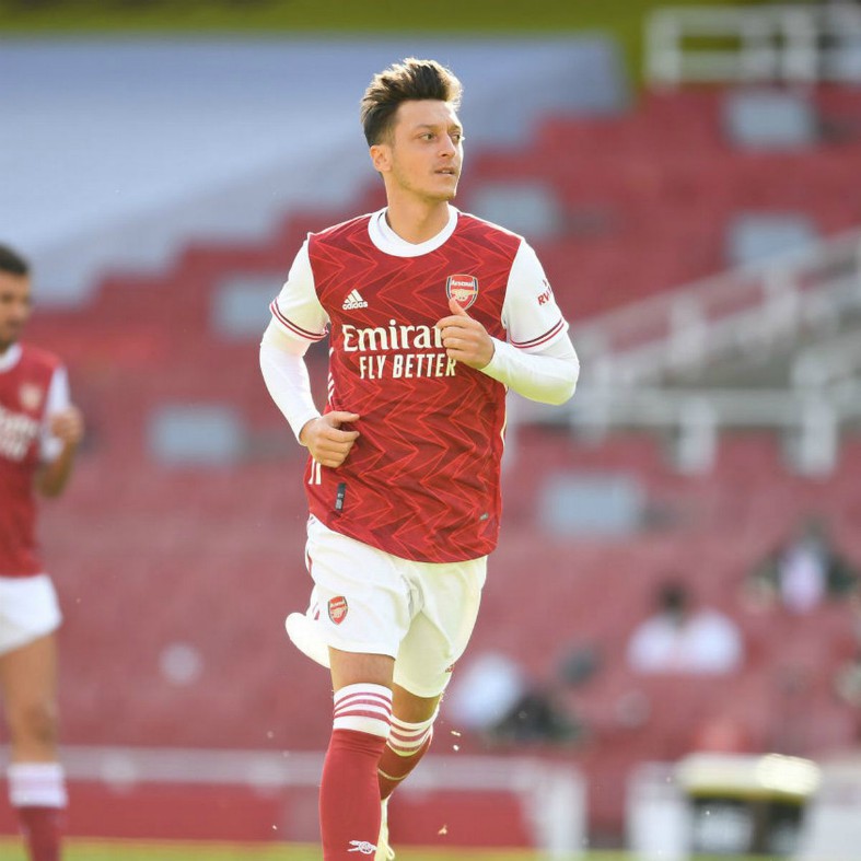 mesut ozil arsenal friendly