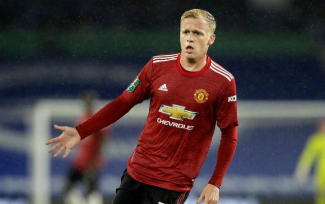 mufc donny van de beek