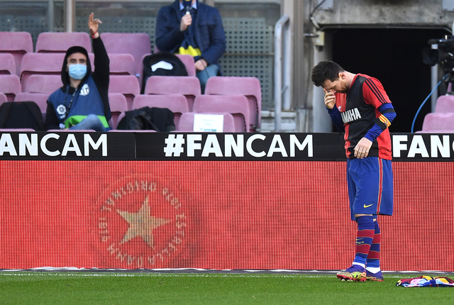 Lionel Messi Maradona tribute