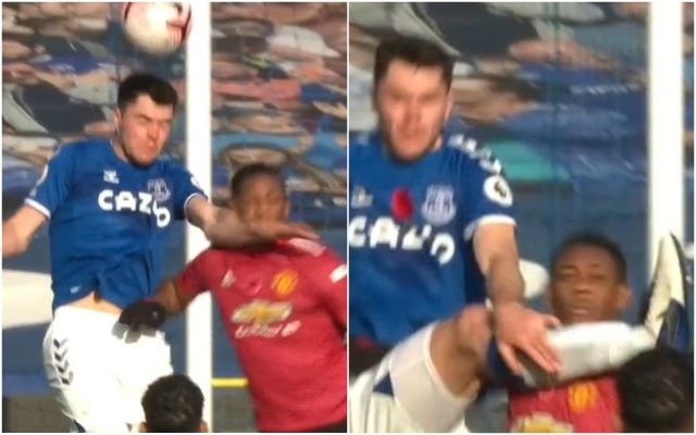 (Photo) Keane collision with Martial