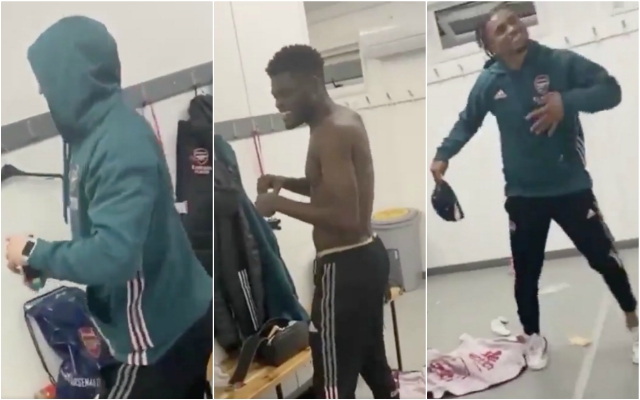 Video - Arsenal dancing at Old Trafford