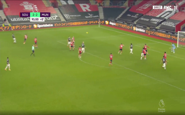 Video - Cavani scores winner for United vs Southampton