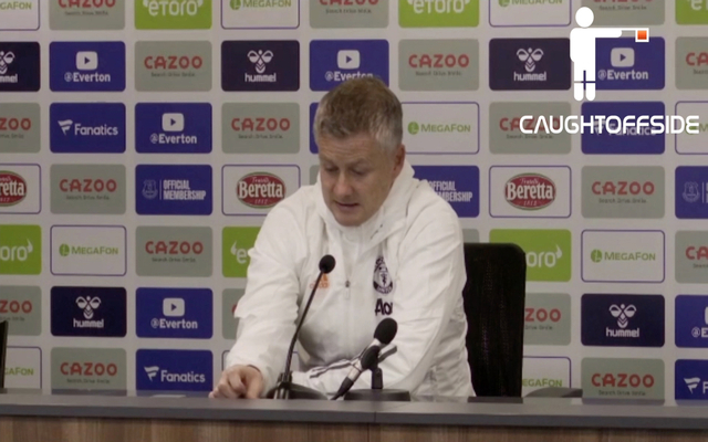 Video - Solskjaer cleans press conference table