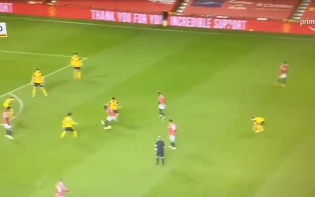 Video - Eric Bailly backheel pass vs Wolves