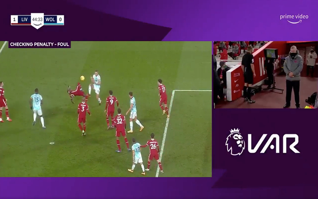 Video - Ref overturns penalty decision after Mane overhead kick clearance vs Wolves