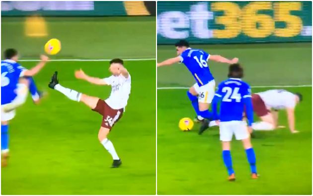 Video - Xhaka left stumbling and on the floor during Arsenal vs Brighton