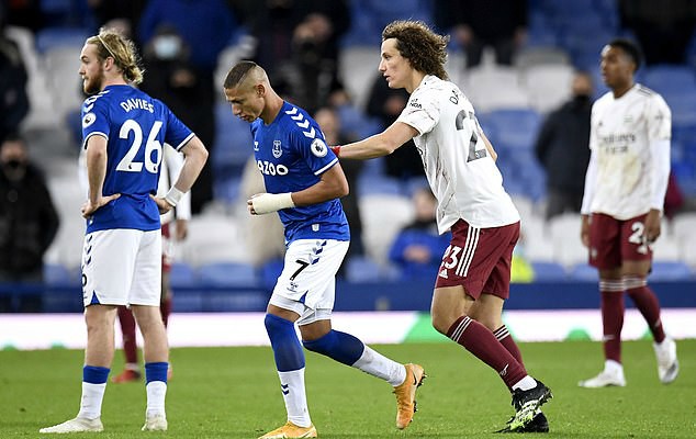 luiz arsenal vs everton
