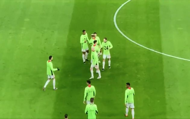 Video - Ajax wear shirts in support of Andre Onana after doping ban
