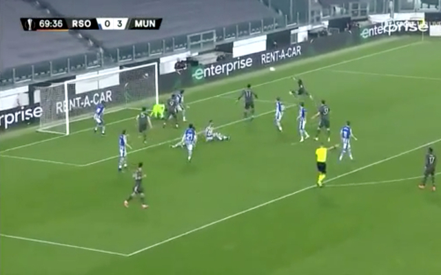 Video - Bailly overhead kick attempt for Man United vs Sociedad