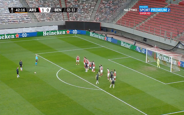 Video - Goncalves scores free kick for Benfica vs Arsenal
