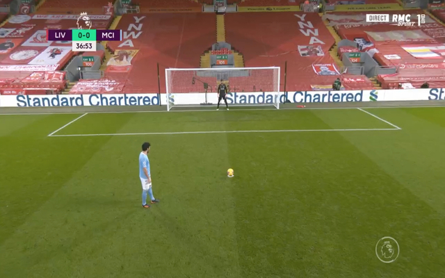 Video - Gundogan misses penalty for City against Liverpool