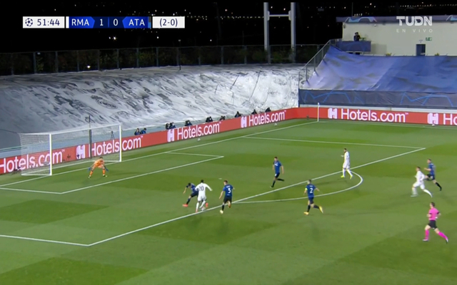 Video - Vinicius ruins wondergoal with miss for Real Madrid vs Atalanta