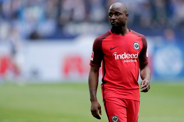 jetro willems eintracht frankfurt