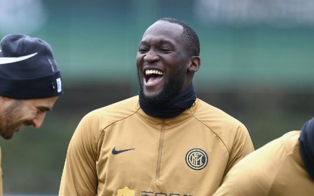 Lukaku laughing in training
