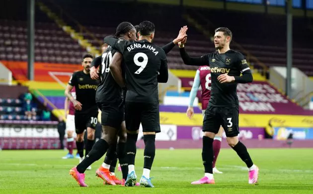 Antonio, Benrahma and Cresswell celebrate for West Ham
