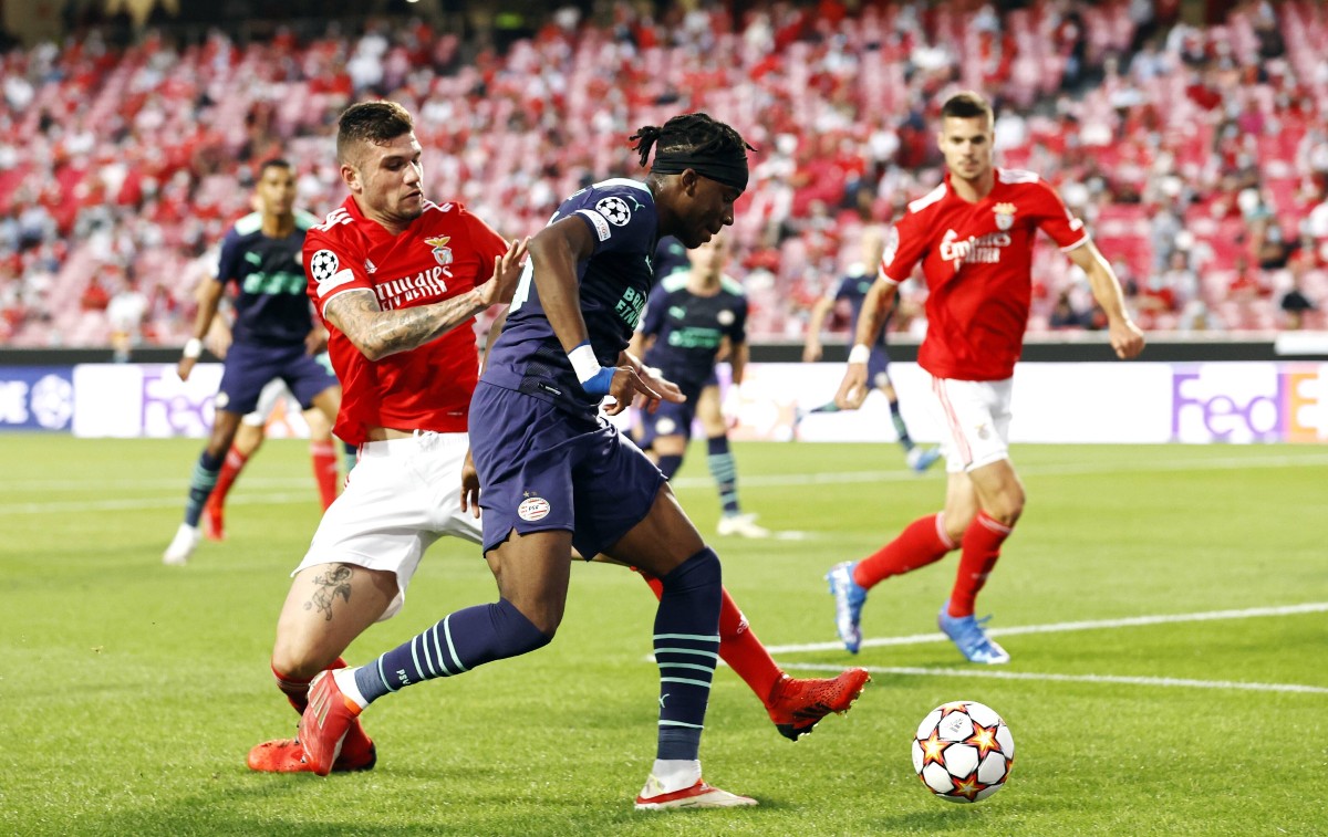 Noni Madueke PSV Benfica