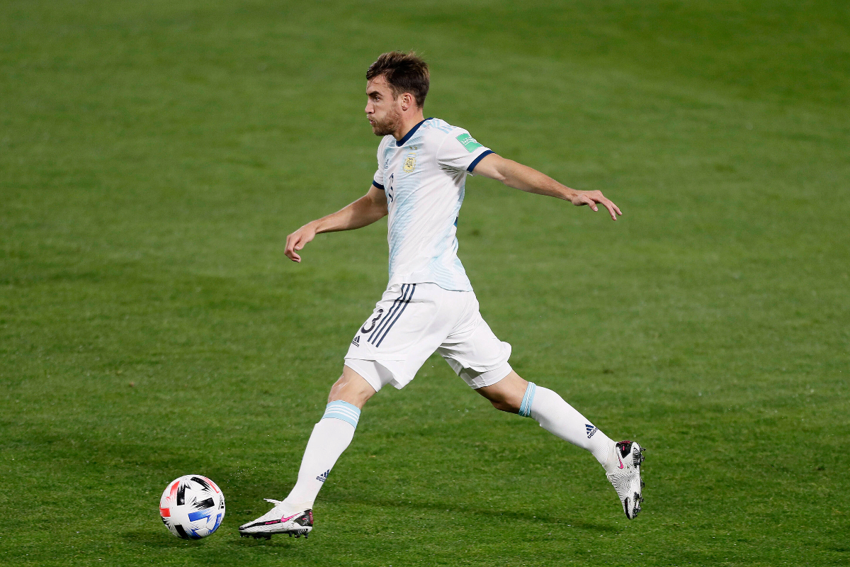 Tagliafico dribbling for Argentina