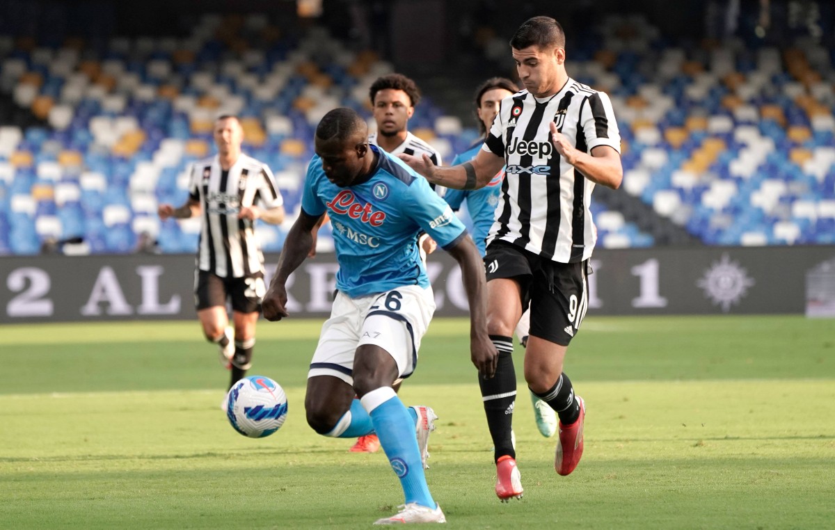 Koulibaly Napoli v Juve