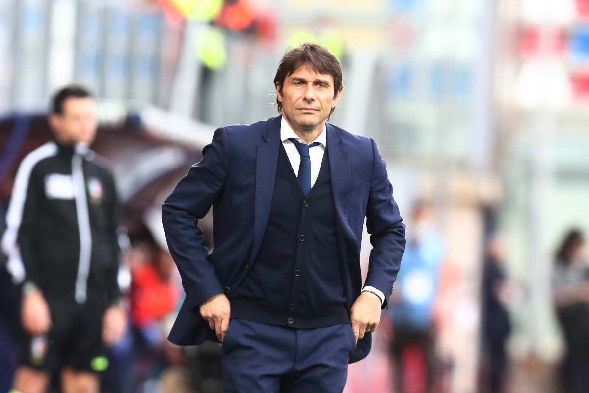 Antonio Conte looks on as Inter play Crotone