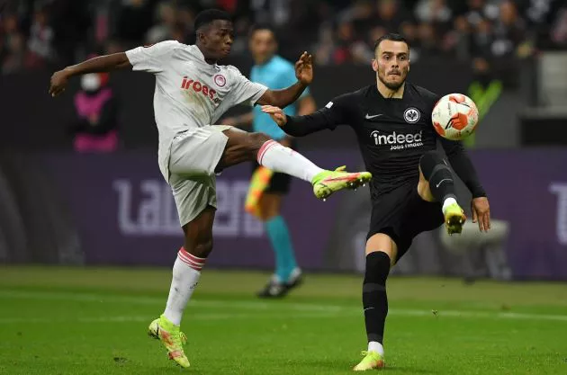 Aguibou Camara Olympiacos Eintracht Frankfurt