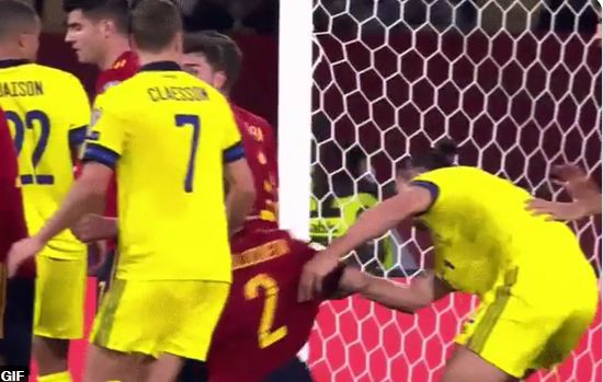 Zlatan Ibrahimovic Cesar Azpilicueta video