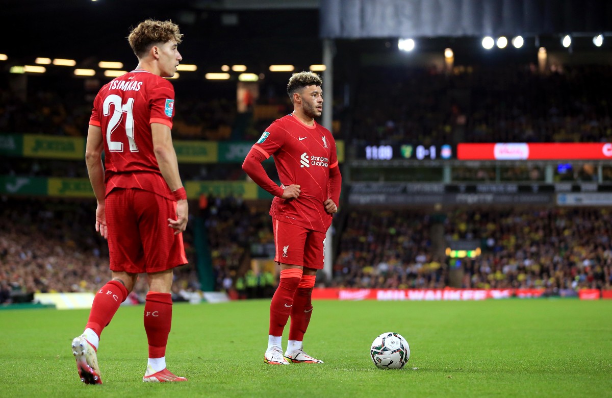 Liverpool Tsimikas Oxlade-Chamberlain