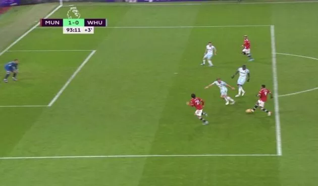 Photo - Potential offside for late Rashford winner vs West Ham