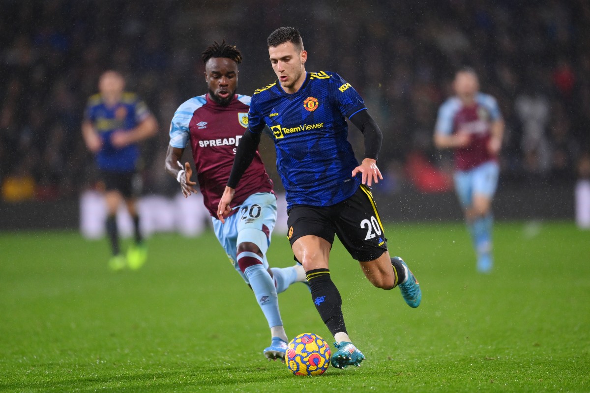 Dalot vs burnley fc