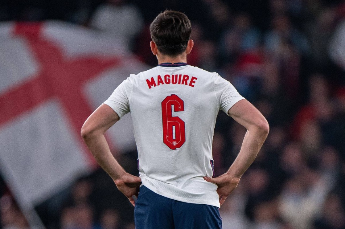 Maguire 6 England flag Maguire 6 England flag