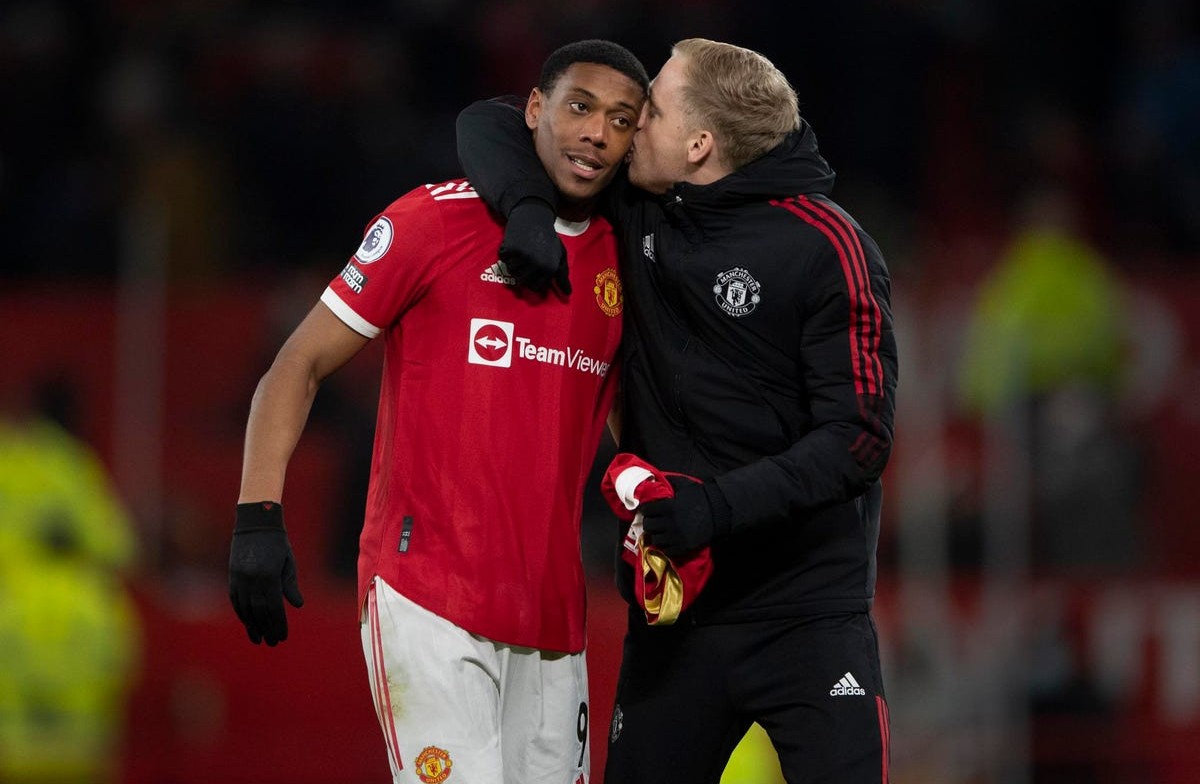 anthony martial donny van de beek manchester utd