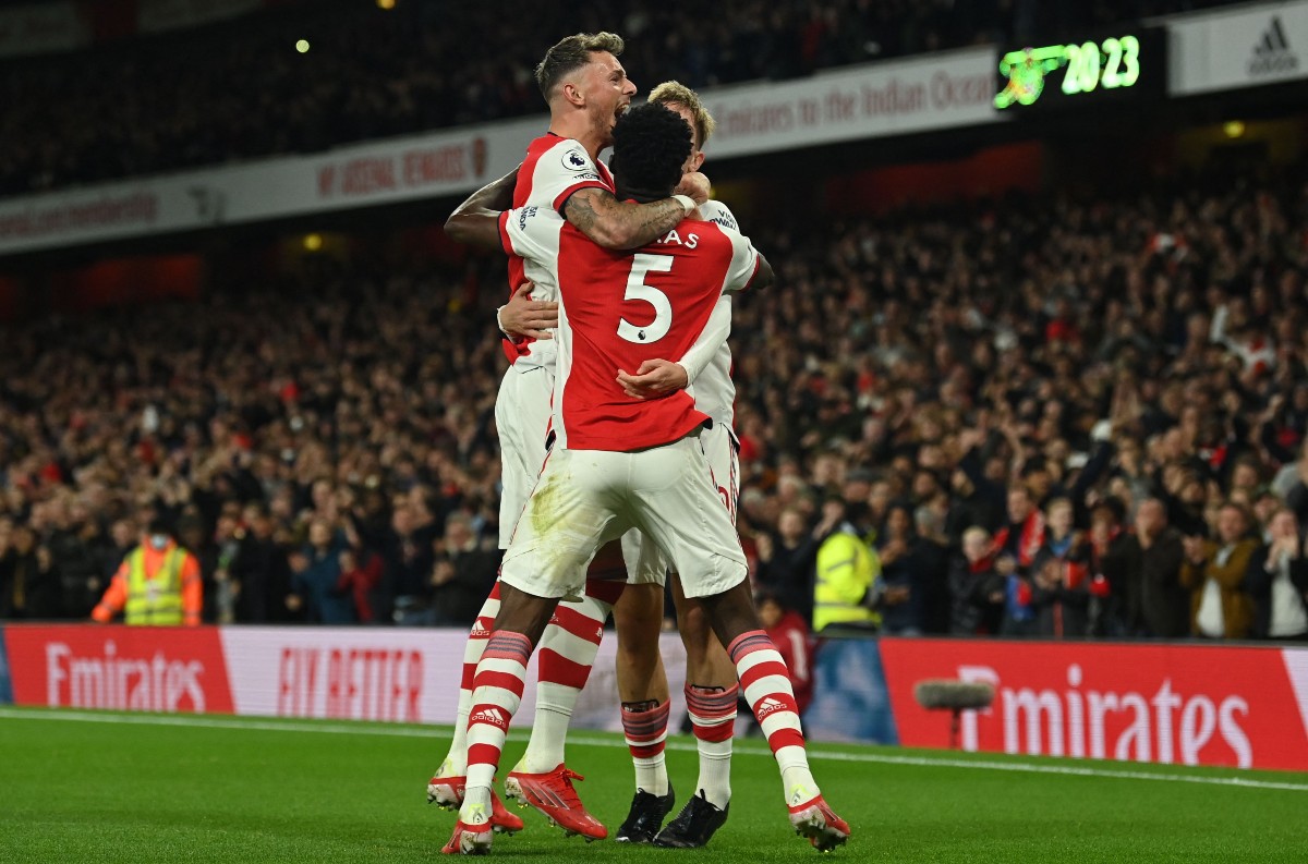 arsenal aston villa ben white thomas partey