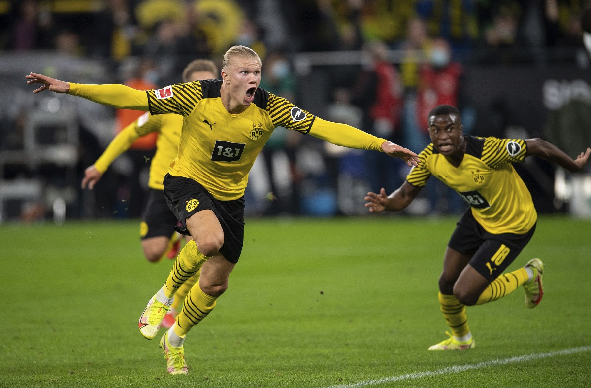 erling haaland borussia dortmund celebration pic